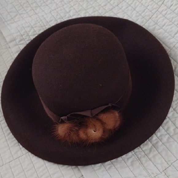 Lord & Taylor Dark Brown Hat with Fur Detail - Picture 3 of 3